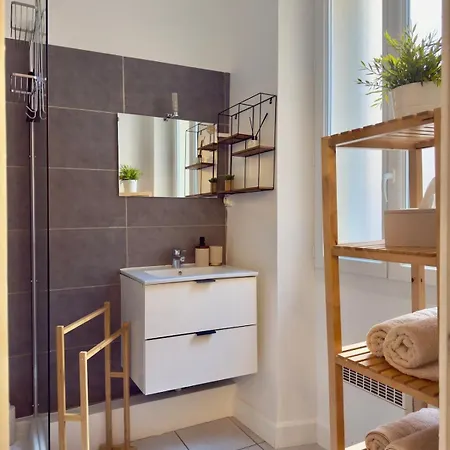 Mourillon Chic Clim & Plages Apartamento *